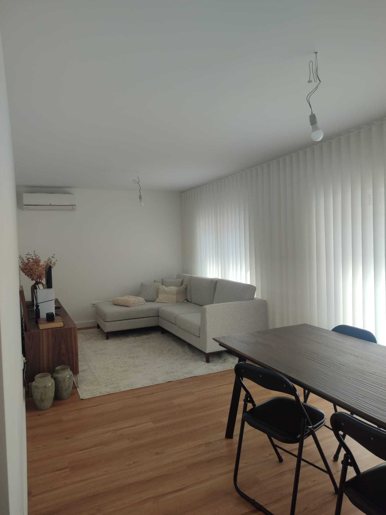 Apartamento T3 à venda na Quinta do Conventinho