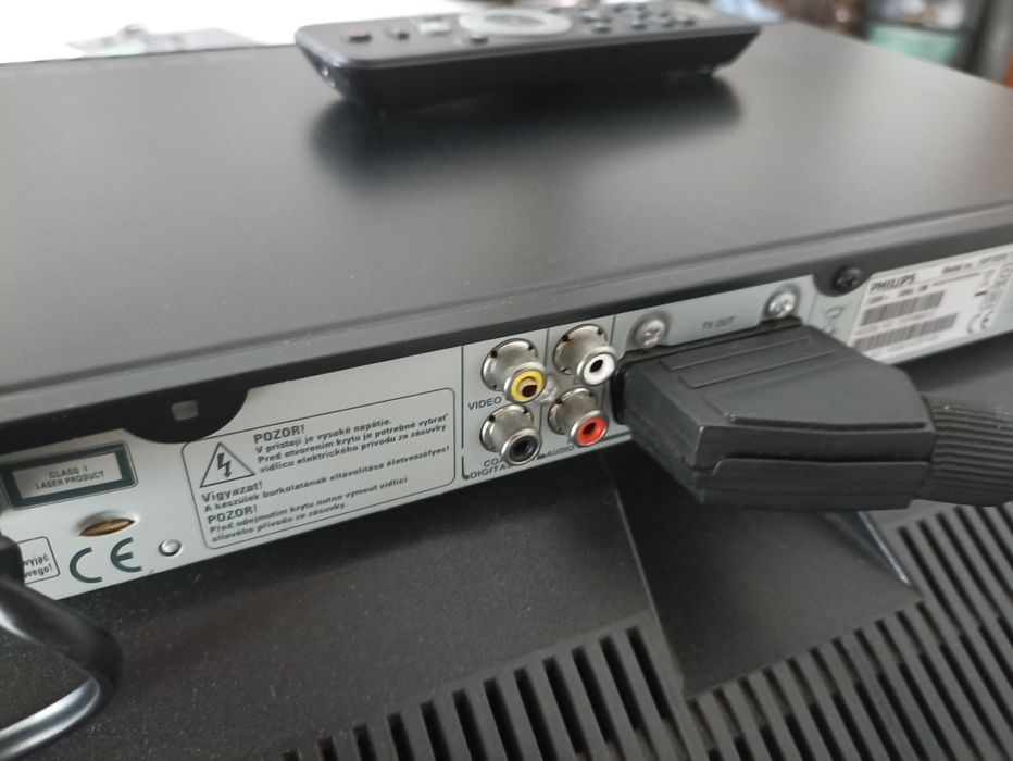 DVD Philips com comando