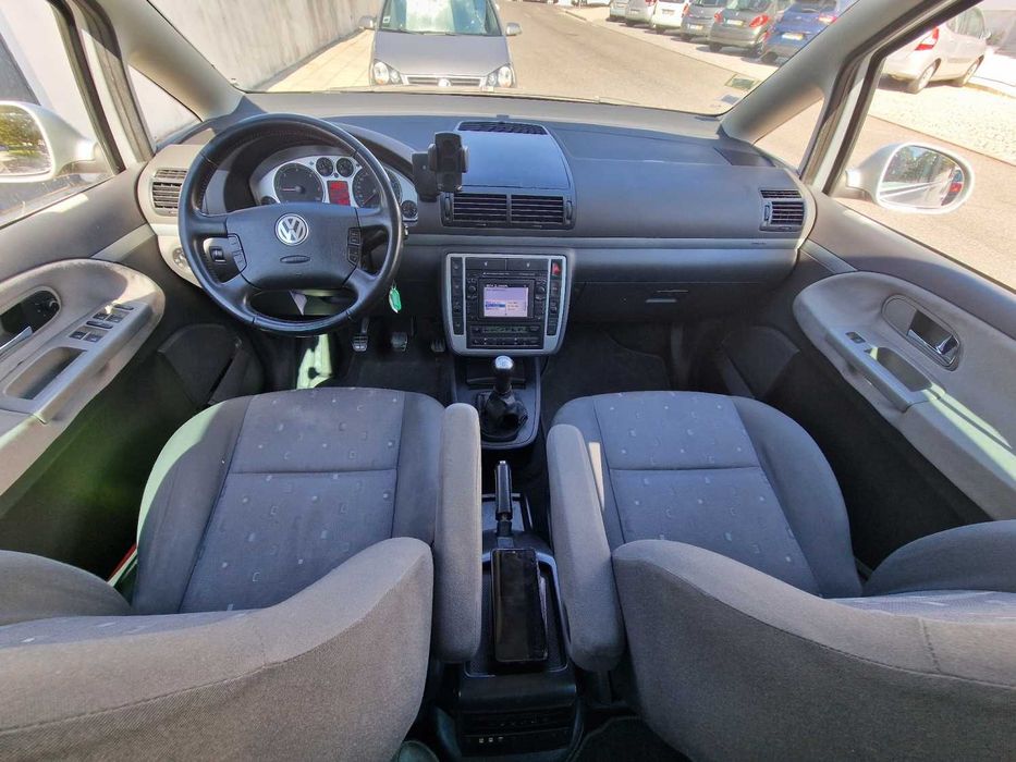 VW Sharan 2.0 TDi