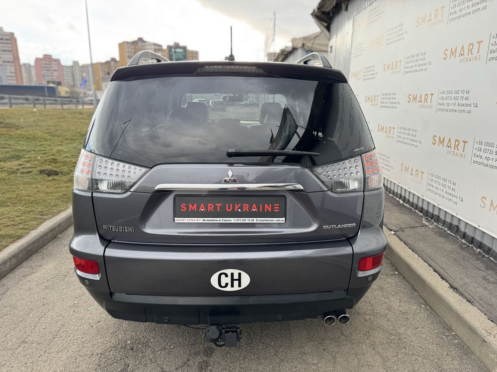 Mitsubischi Outlander 2.2 d 4*4 avtomat з Швейцарії