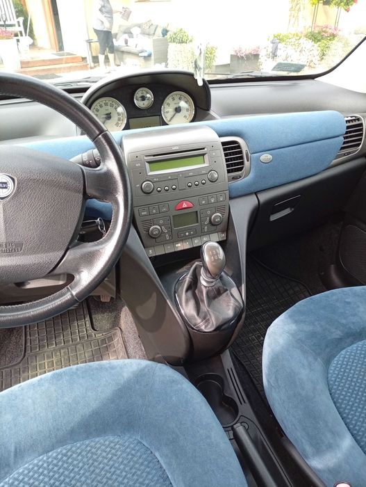 Lancia Ypsylon benzyna