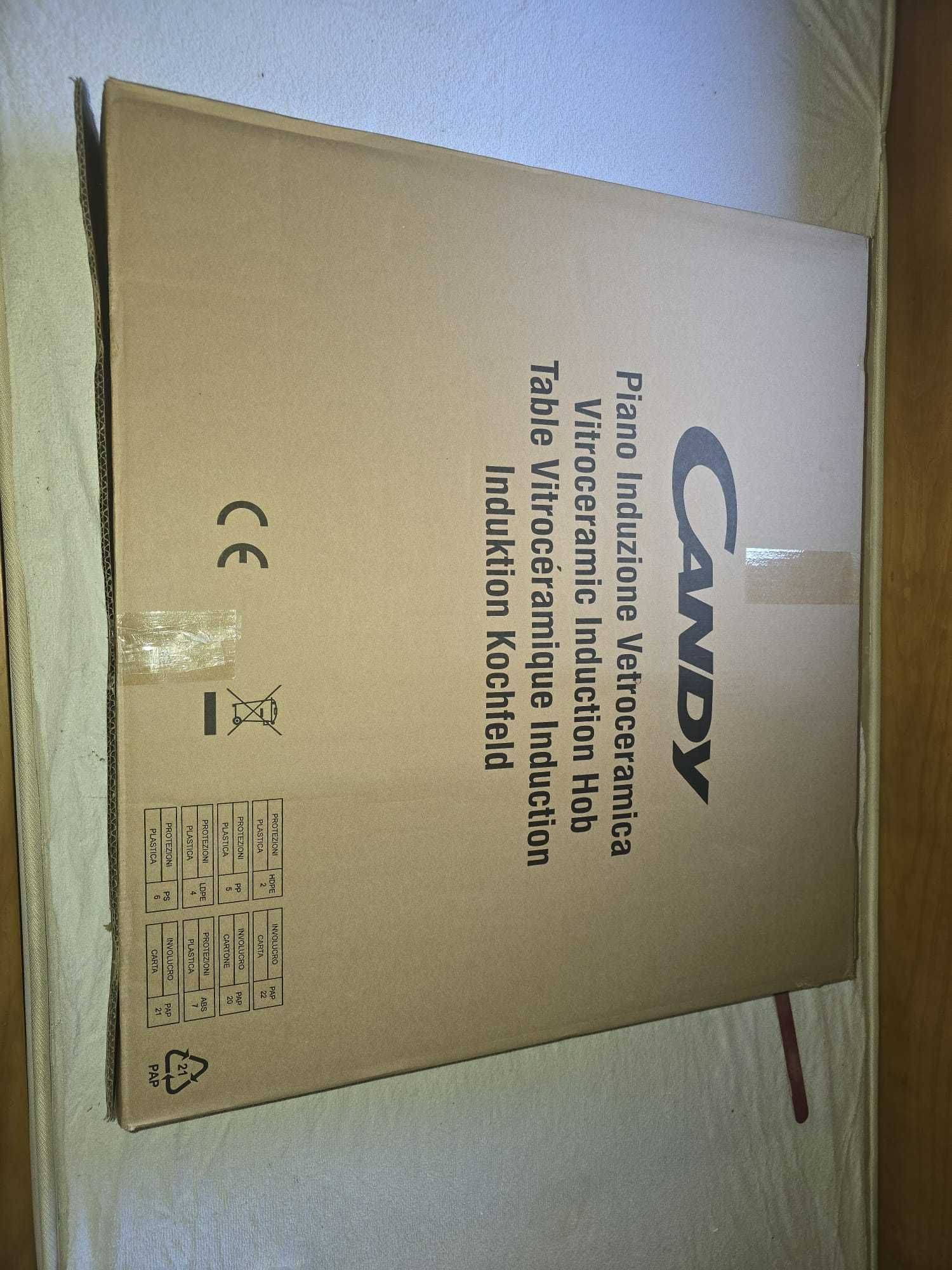 Placa de Indução Candy Idea CI642C/E1 Função Booster com 4 Zonas