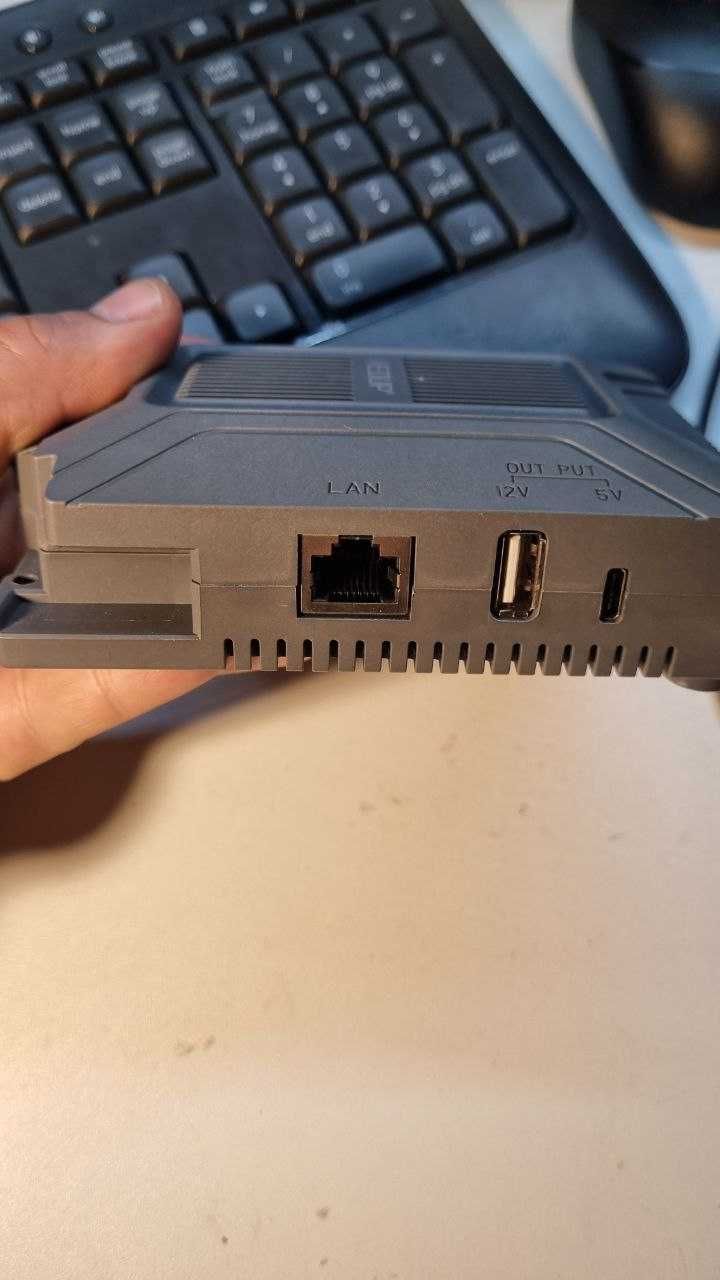 POE інжектор EDUP EP-SK0075 10/100/1000Mbps 150W 3в1 для StarLink Gen3