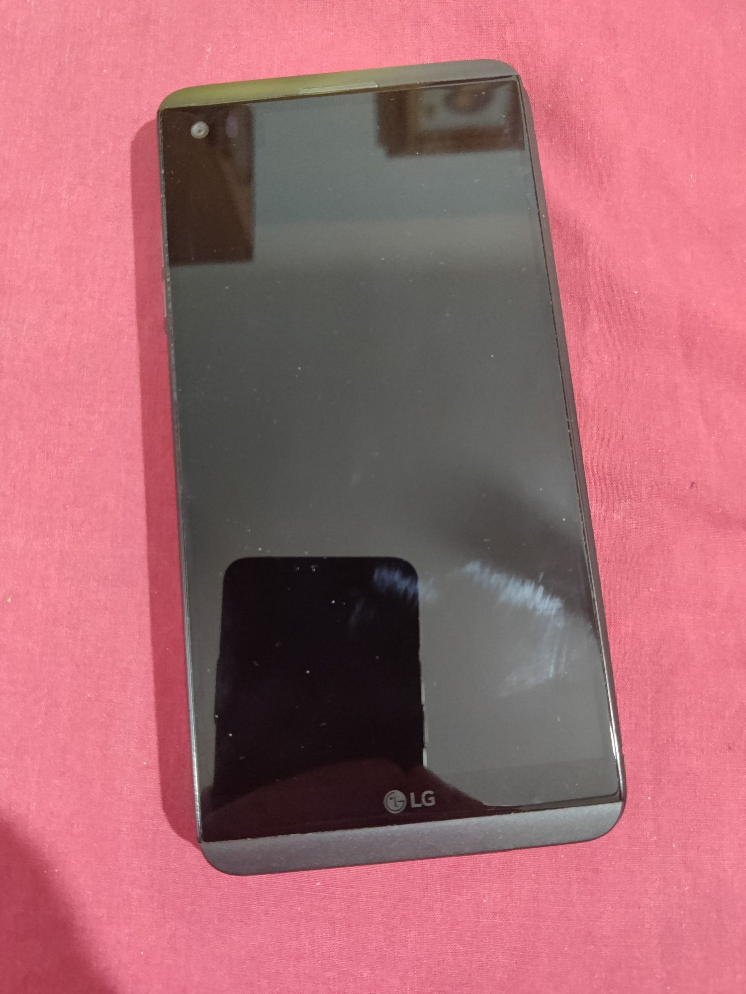 Смартфон LG V20 4/64