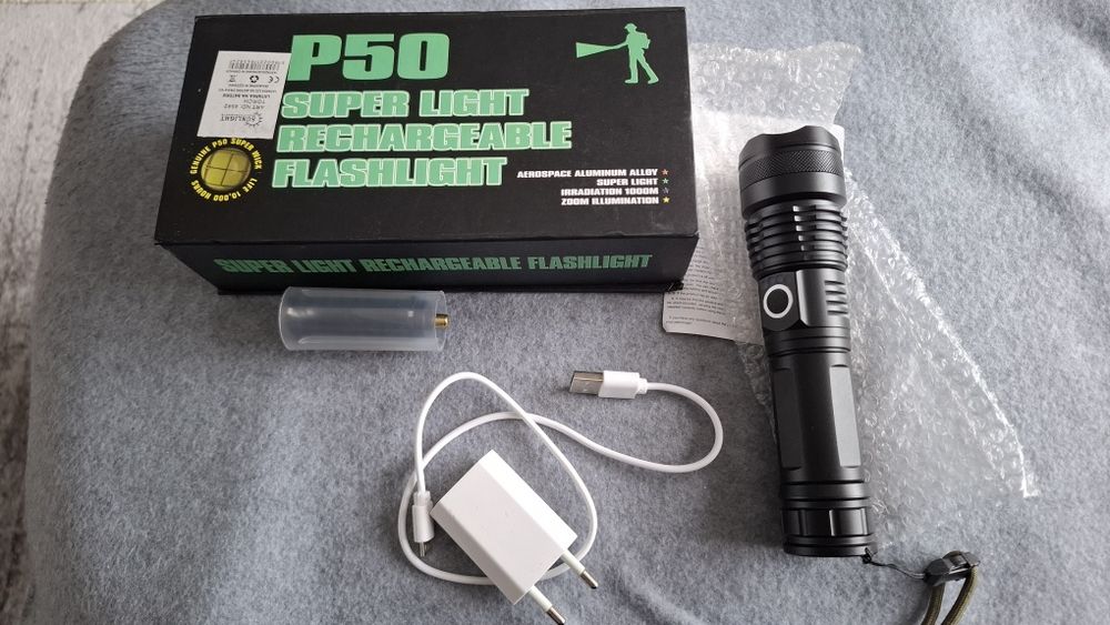 Latarka led 2000 lumen 1000m zasięgu P50