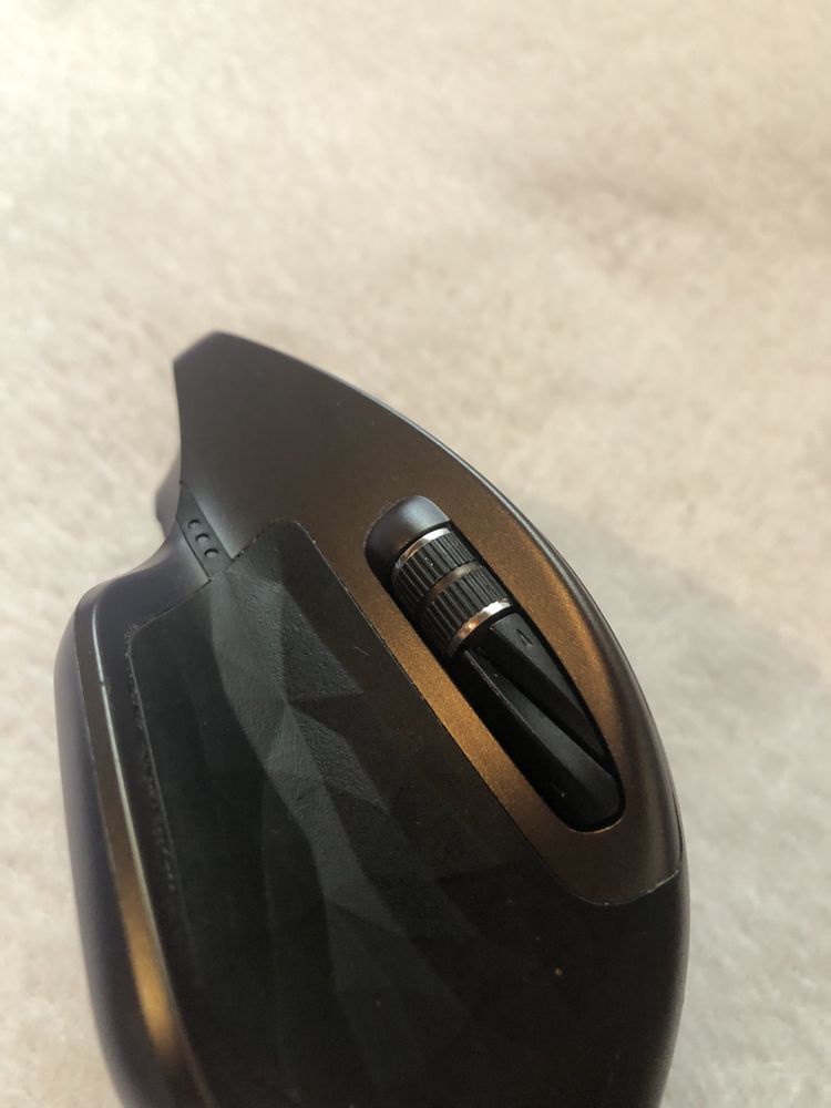 Rato logitech mx master