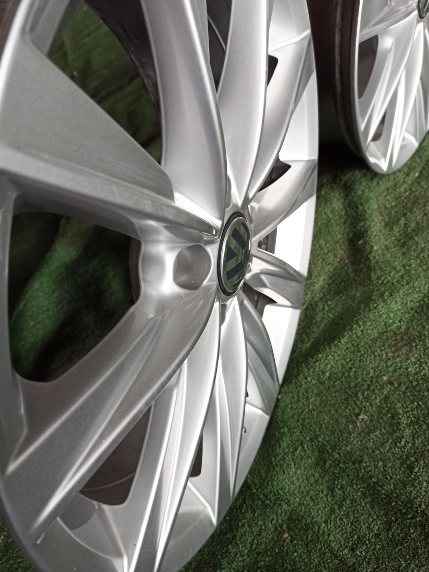 97 TSM alufelgi 5x112 7x17 et43 57.1 oryginał VW srebrne audi seat sko