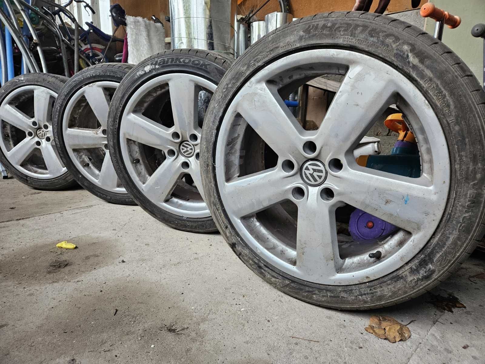 Колеса в зборі r18 225/45 5*112 на VW. Ціна за комплект.