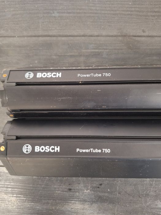 Baterie litionowe Bosch PowerTube 750 swiecą i ładują