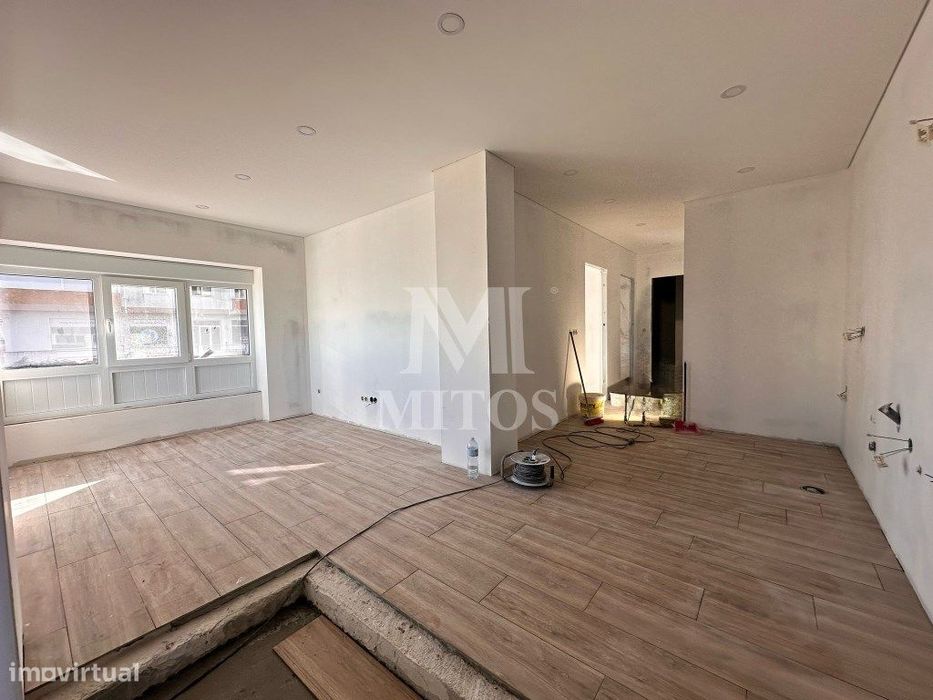 Apartamento T2 renovado para venda em Darque - Viana do Castelo