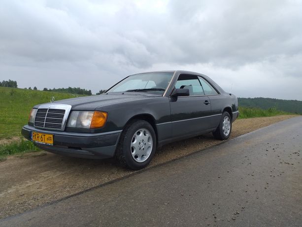 Mercedes 124 coupe