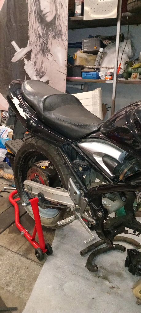 Продам запчасти от мотоцикла suzuki bandit 400 ,suzuki sv 650 s.