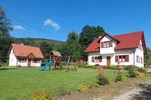 Domek lub pokoje z łazienkami