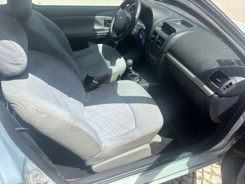 Renault Clio 1.9 D