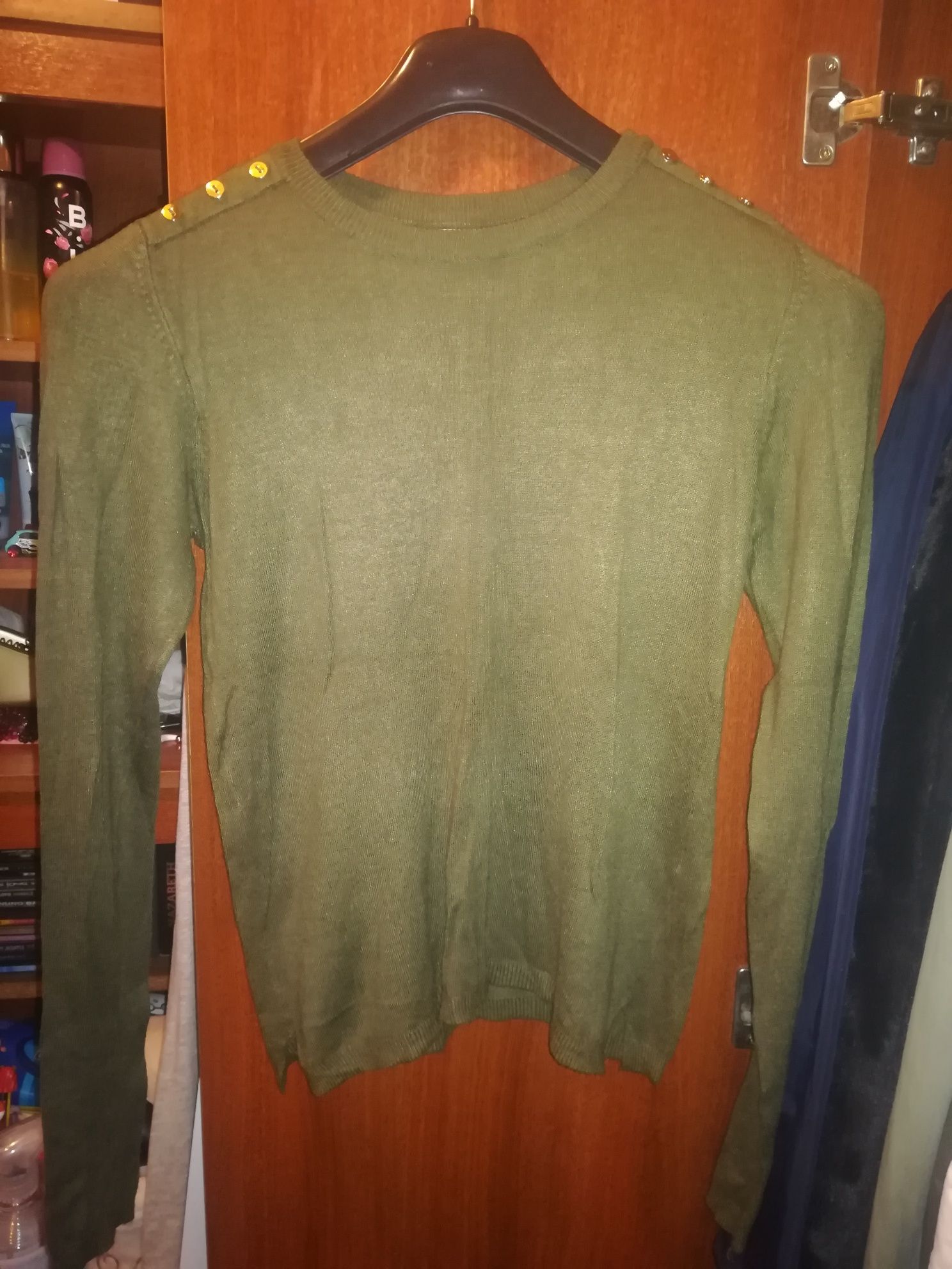 1,50€ CADA UMA - 5 camisolas Outono/Inverno novas