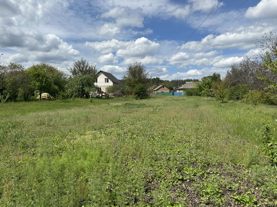 Продаж чудової ділянки 13 сот. С. Дубіївка.