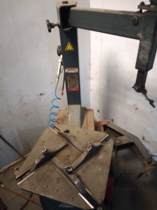 Шиномонтажний станок TC 322 M&B.станок,стенд для бортування коліс.