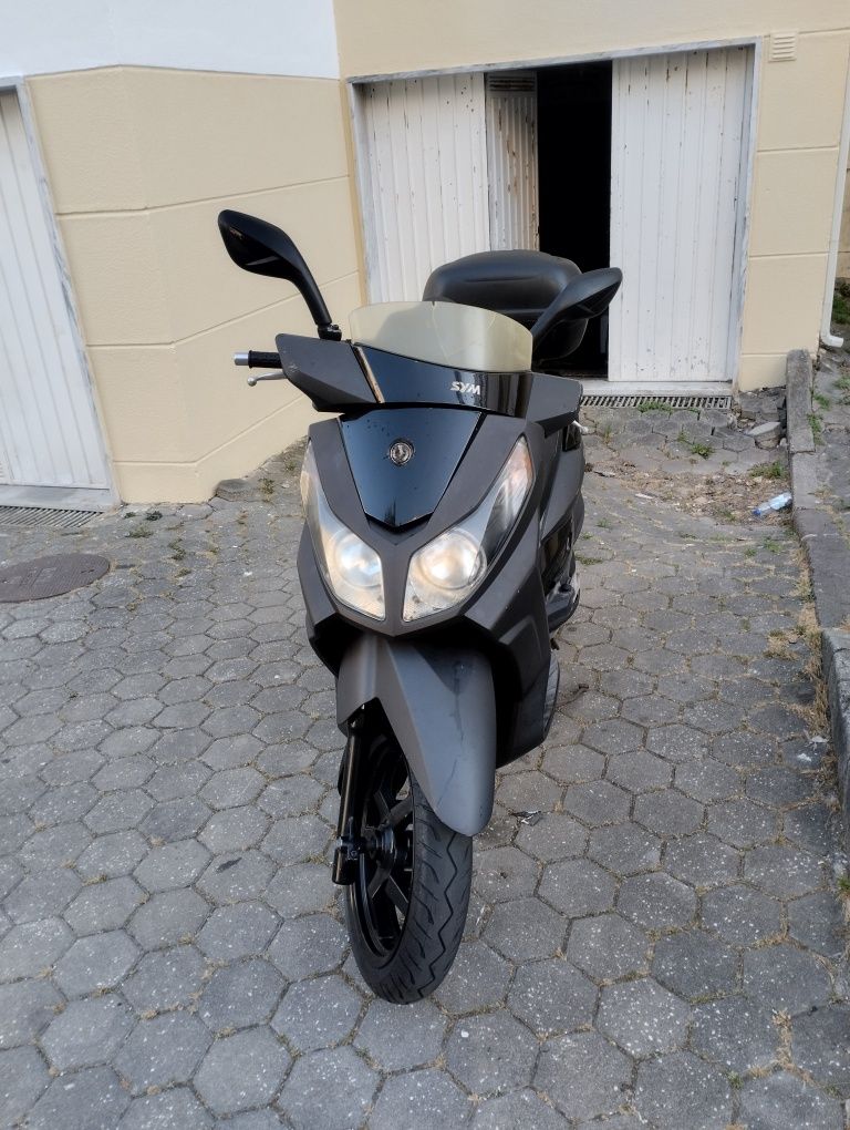 MaxiScooter SYM citycom300i