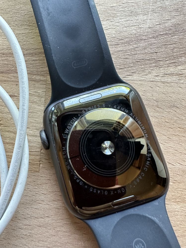 Apple watch serie 5 - 44mm