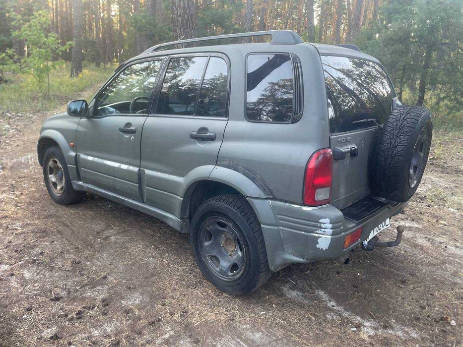 Позашляховик Suzuki Grand Vitara 2.0 Дизель 4WD Повний привід