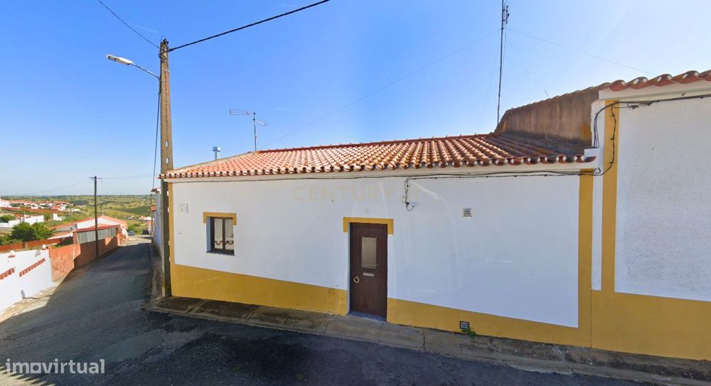 Casa T3 - Safara, Moura