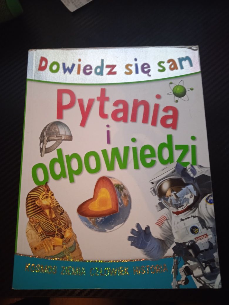 Książka Dowiedz się sam Pytania i odpowiedzi Kosmos Ziemia Człowiek Hi