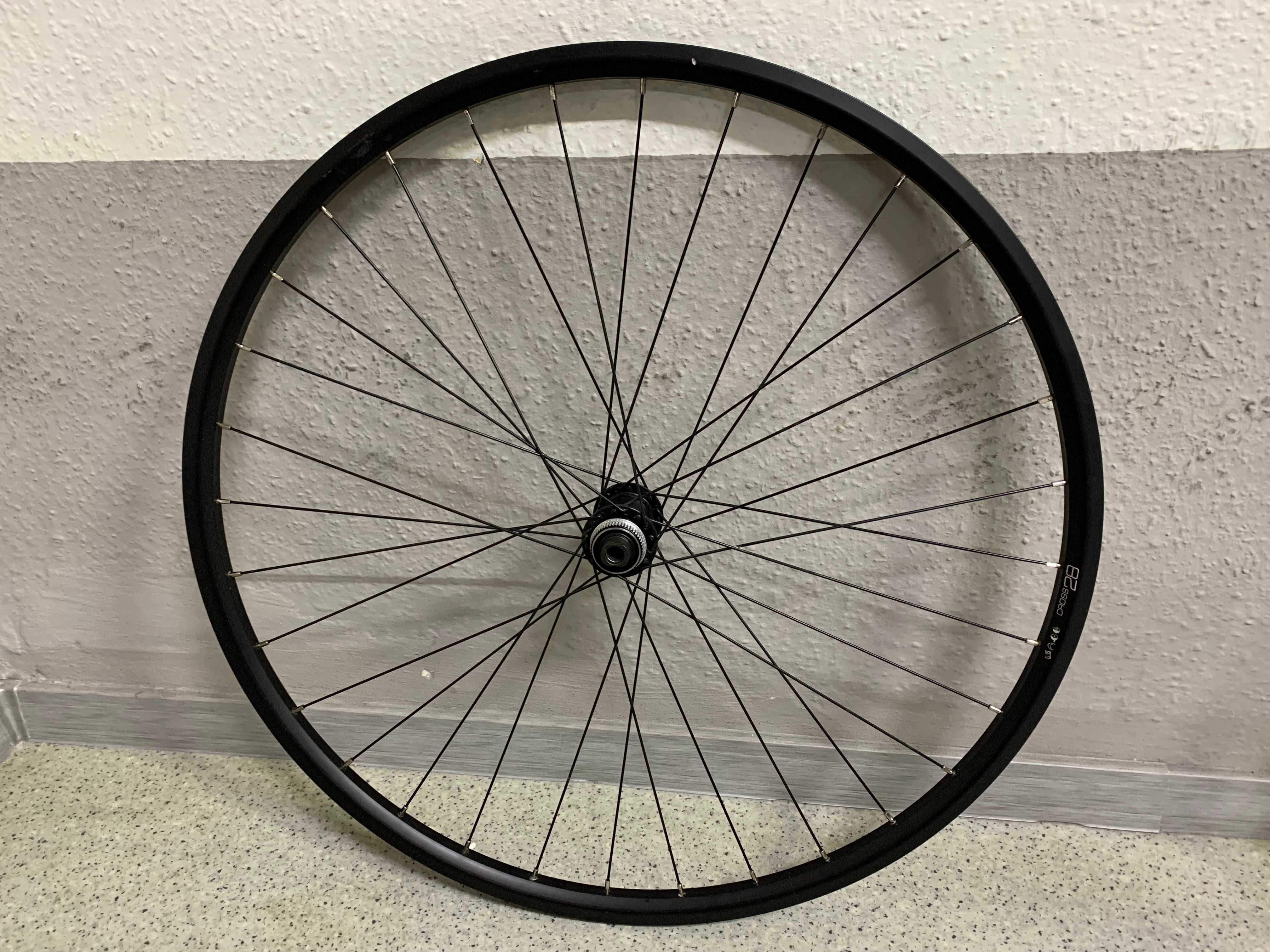 Przednie koło 28 cali Gravel Szosa 12x100 stan idealny