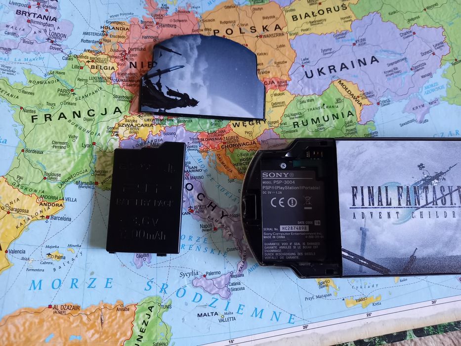 Konsola Sony psp 3004 (3000) slim final fantasy 64gb ponad 100 gier