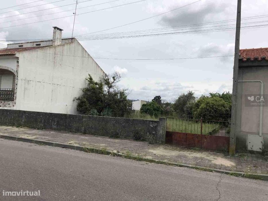 Lote de terreno para construção