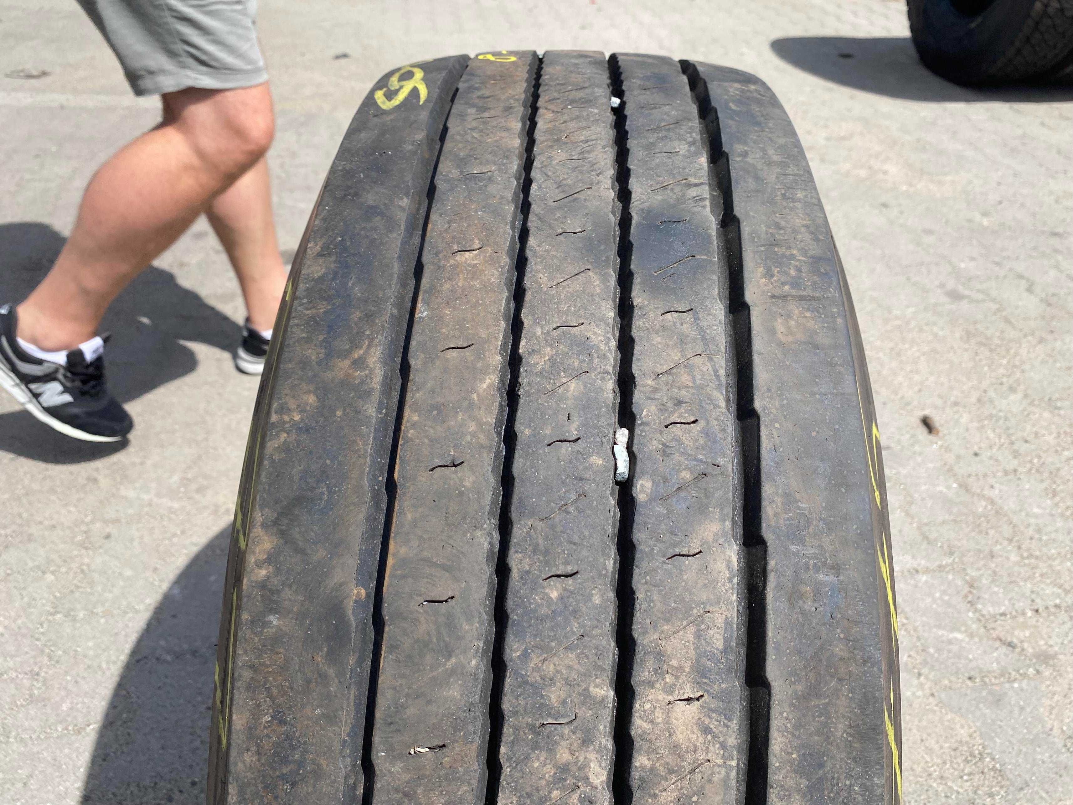 285/70R19.5 Opona GOODYEAR KMAX T 8-9mm Naczepa K MAX T