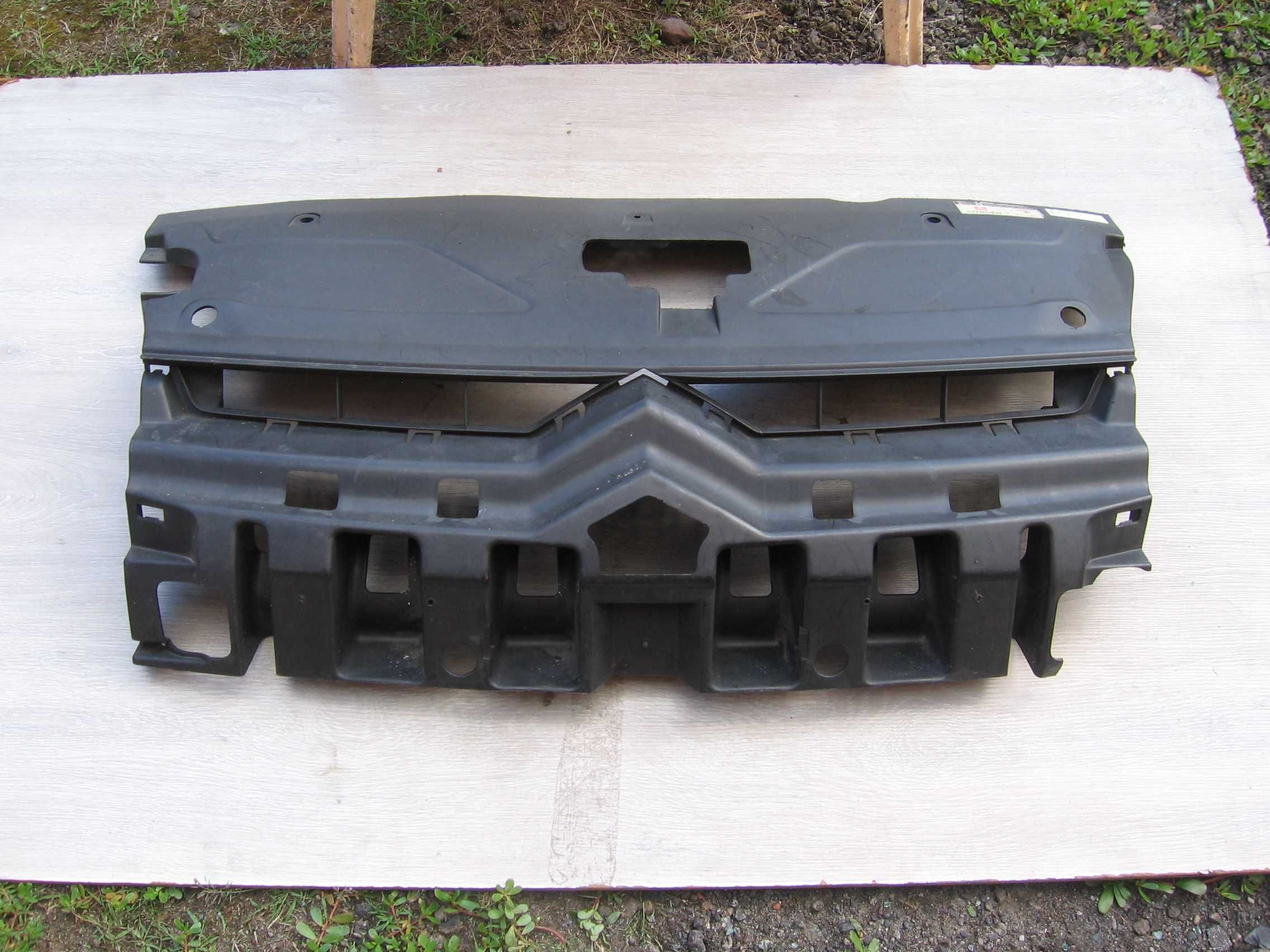 Osłona grill zderzaka przód Citroen C5 I lift 04-08