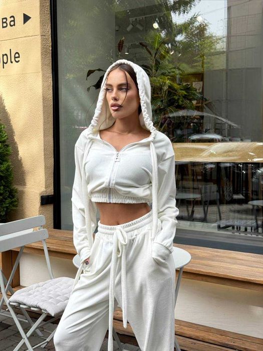 Жіночий спортивний велюровий плюшевий костюм зіпка і штани джогери