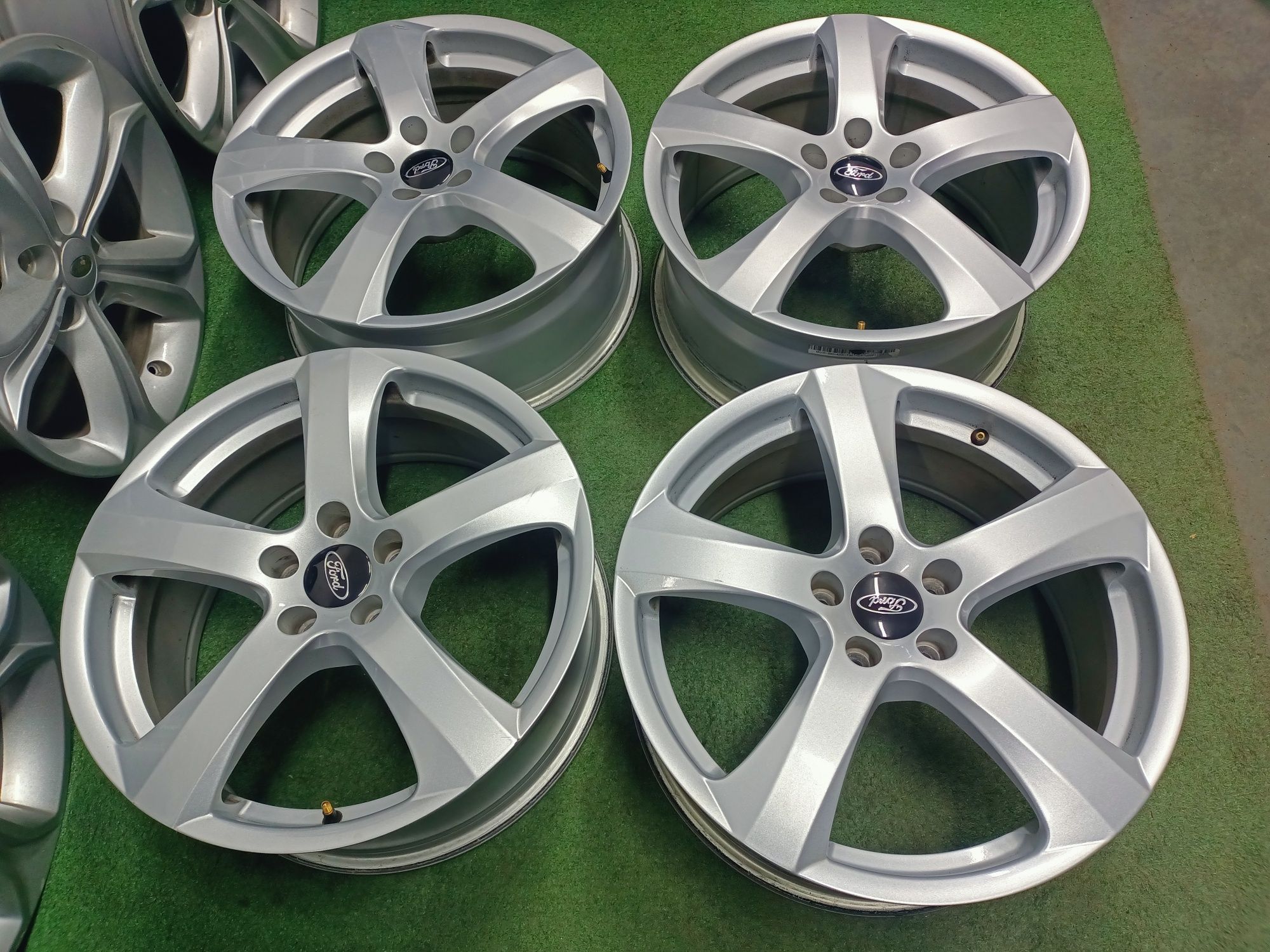 18" felgi 5x108 et42 Ford Focus Kuga S-Max C-Max Mondeo Volvo Jaguar