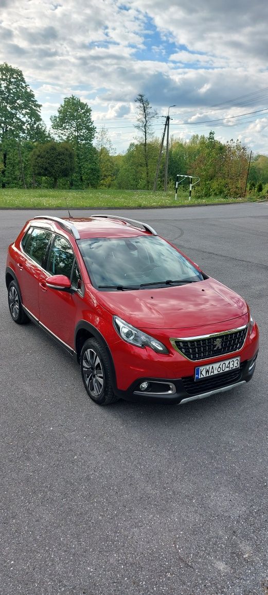 PEUGEOT 2008 1.2 Automat