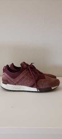 Sapatilhas New Balance Tamanho 42