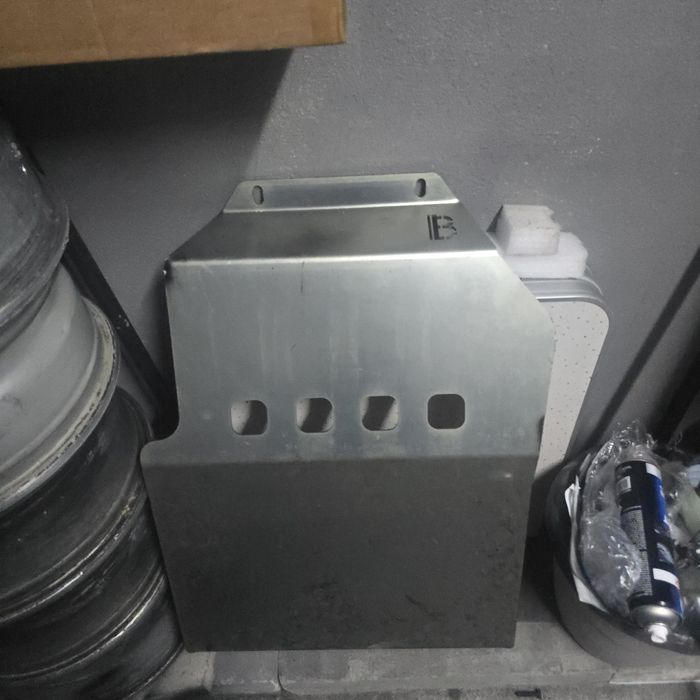 Proteçao Depósito discovery td5 BOLT