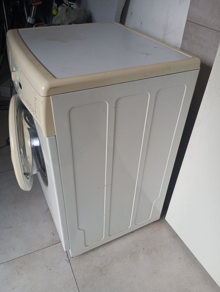 Pralka Whirlpool