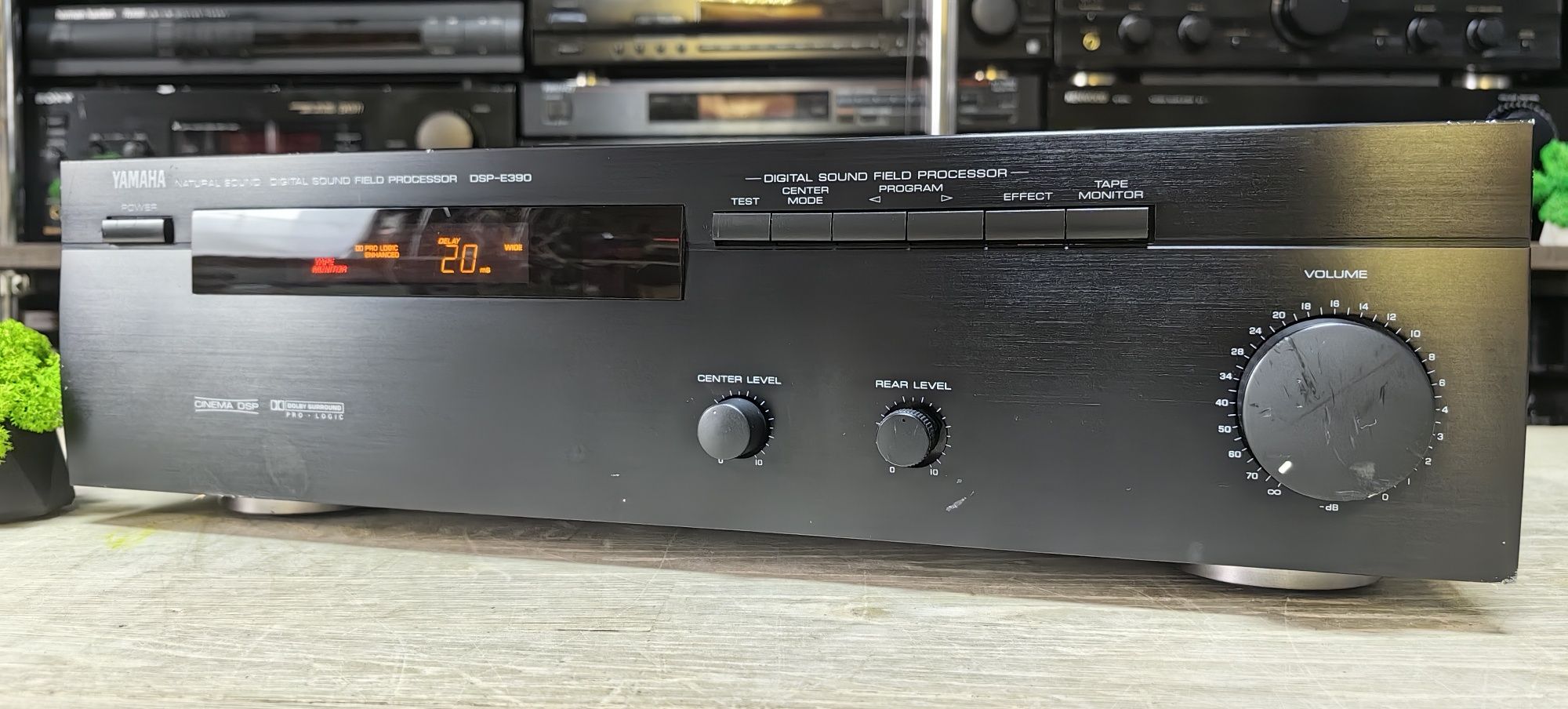 Підсилювач Yamaha DSP-E390/8Ω