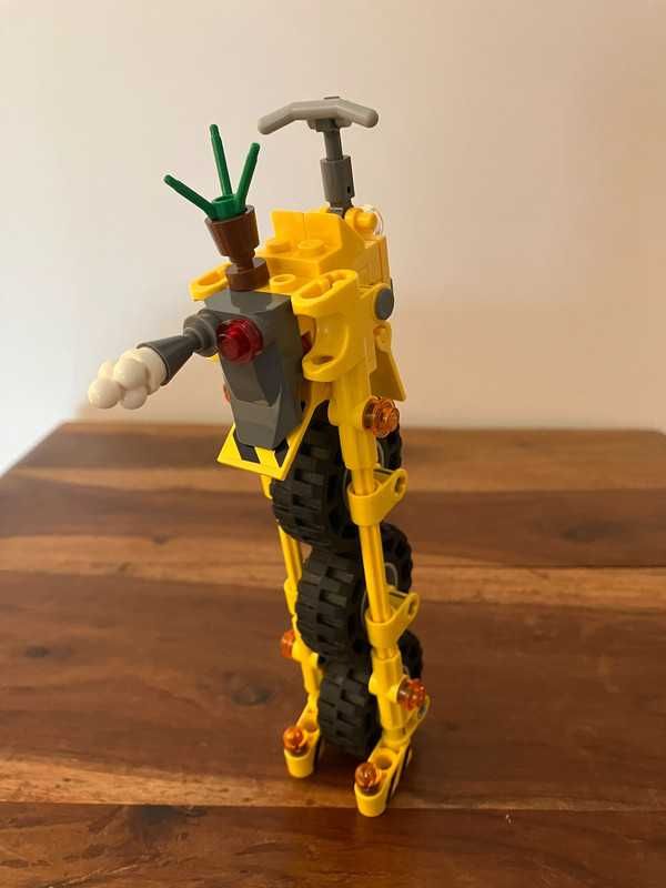 LEGO Movie 2 Emmet's Thricycle