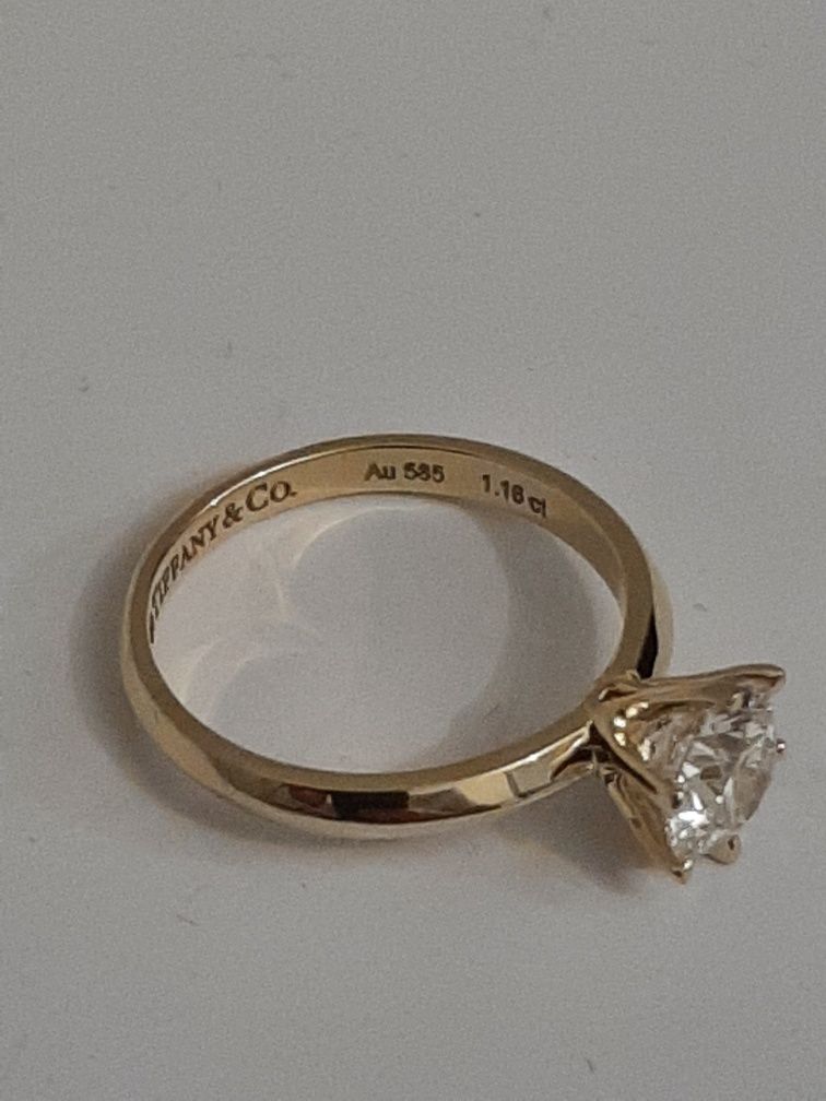 Золотое кольцо 1.16 ct бриллиант , сертификат.