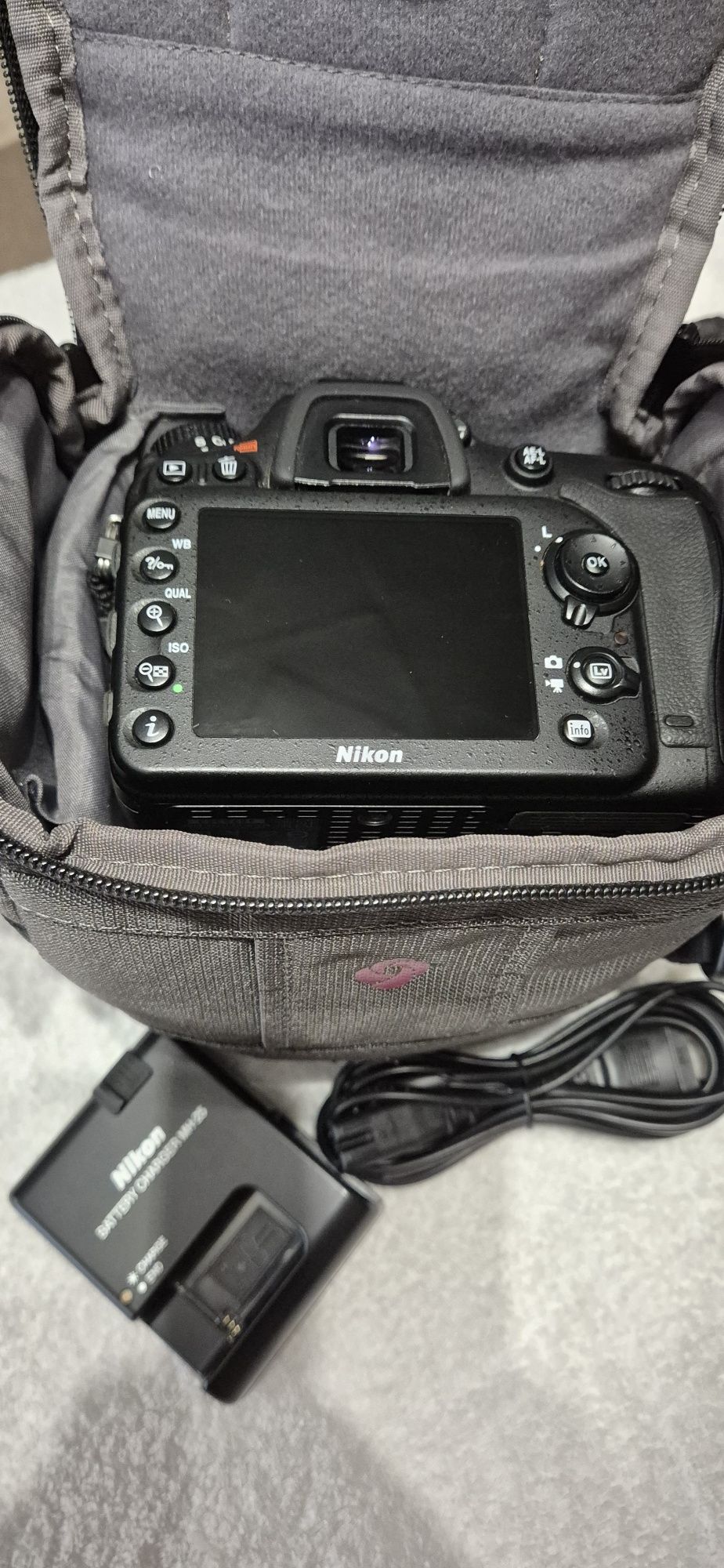 Nikon D7100 Jak nowy. Obiektyw Nikkor 18-105 f.3.5-5.6 G . 7210 zdięć!