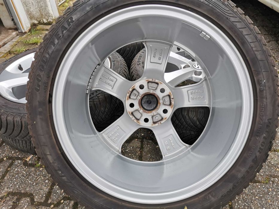 Felgi VW GOLF VII Jetta Passat Touran 7.5Jx17H2 5x112 ET49