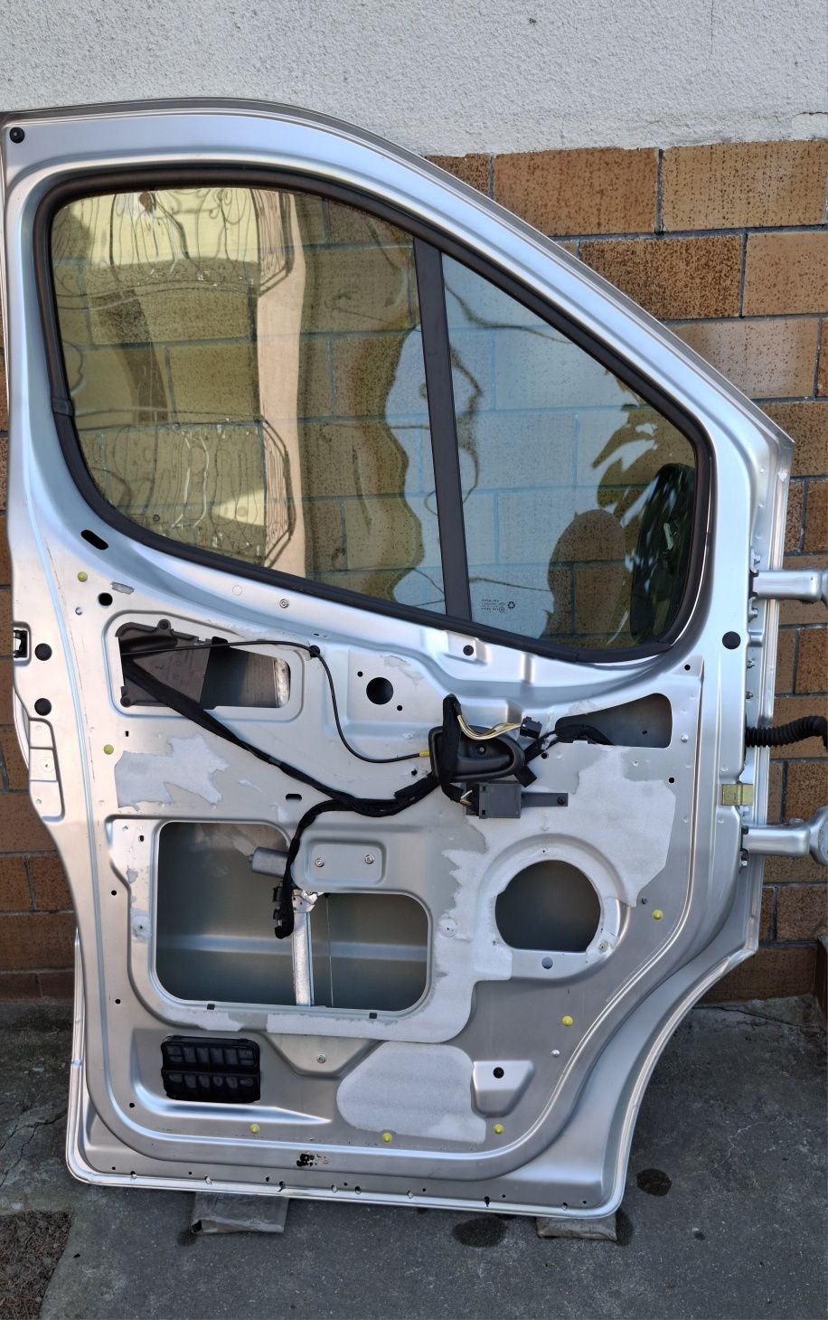 Drzwi Lewe Trafic Vivaro Primaster