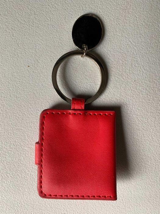 Porta-Chaves com Compartimento para Fotografia