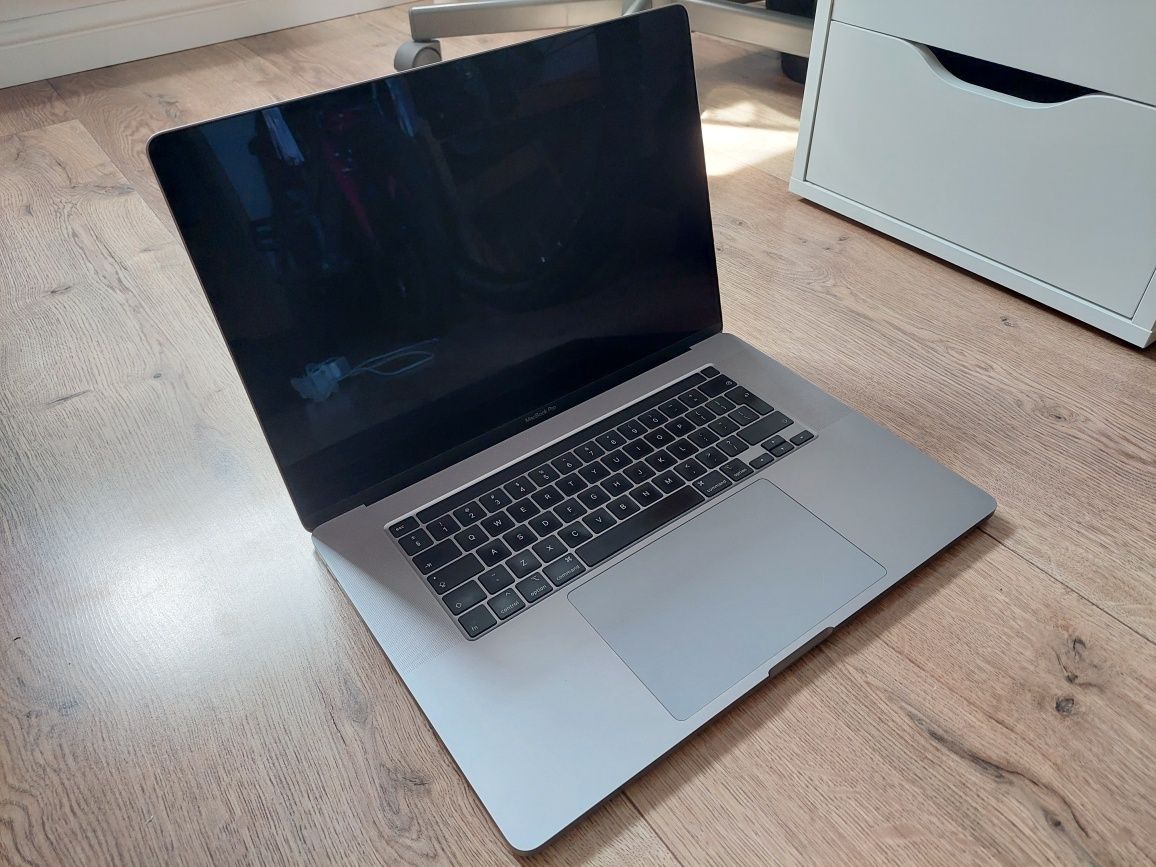 Laptop Apple MacBook Pro 16 Intel Core i7