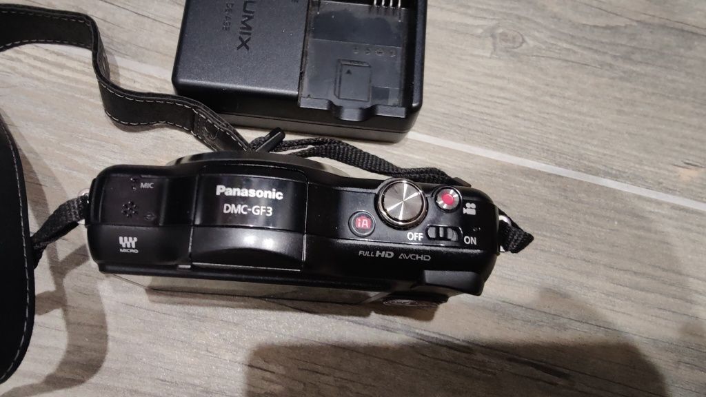 фотоаппарат Panasonic LUMIX DMC-GF3  body