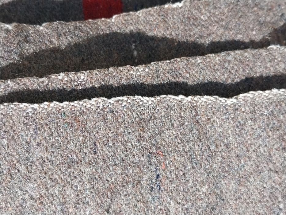 Cobertor antigo de lã