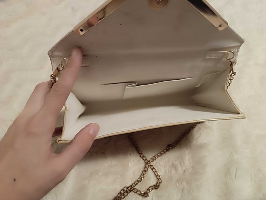 Nowa śliczna kremowa torebka typu kopertówka