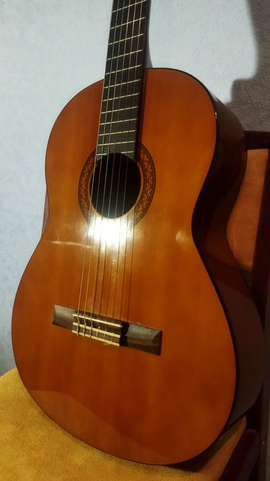 Yamaha С40 класична 4/4