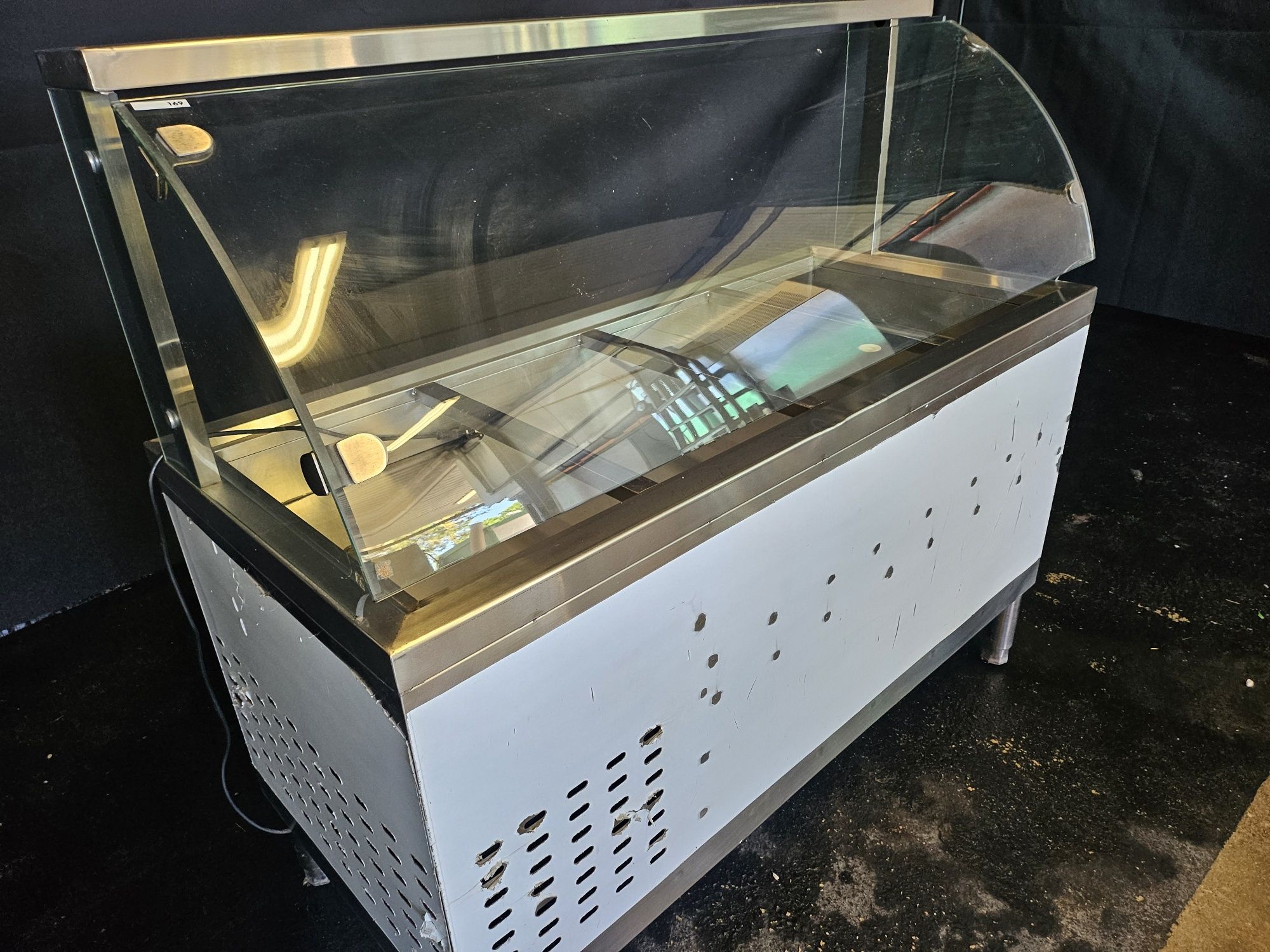 Bancada refrigerada com vitrine